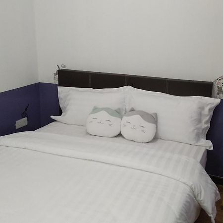 爱上海蓝蓝屋民宿 Blue Ocean Station Penampang Chambre photo